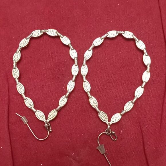 Orange beaded earrings - Picture 3 of 3